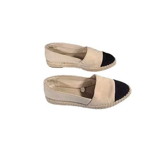 A New Day Size 8.5 Slip On Shoes Espadrille Flats Black Beige Canvas Classic - Picture 2 of 12